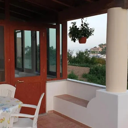 Nyaraló Villetta Franca Lipari
